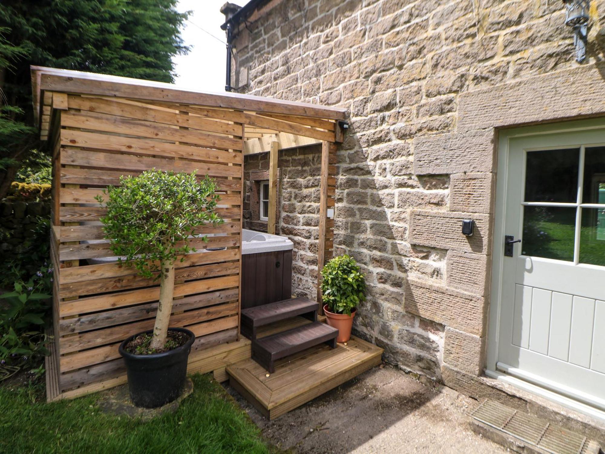 Dale End Farm Cottage Бейкуел Екстериор снимка